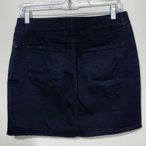 REWASH Mini Skirt Size 5/27 Black Distressed Denim Raw Hem “Vintage Reunion” NWT - Picture 10 of 11